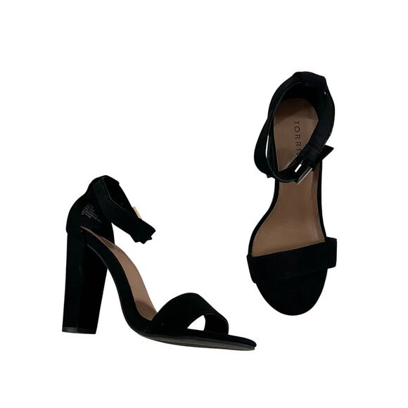 Torrid Black Faux Suede Open Toe Chunky Heel Sandal Size 9 Wide - Picture 1 of 8